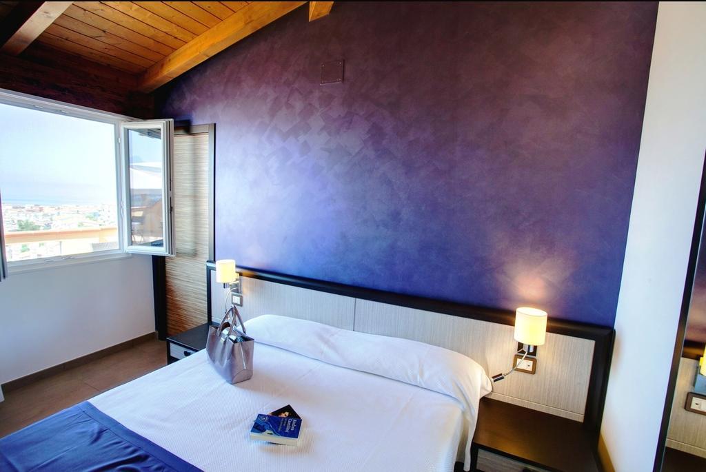 Il Belvedere Guest House Scalea Phòng bức ảnh